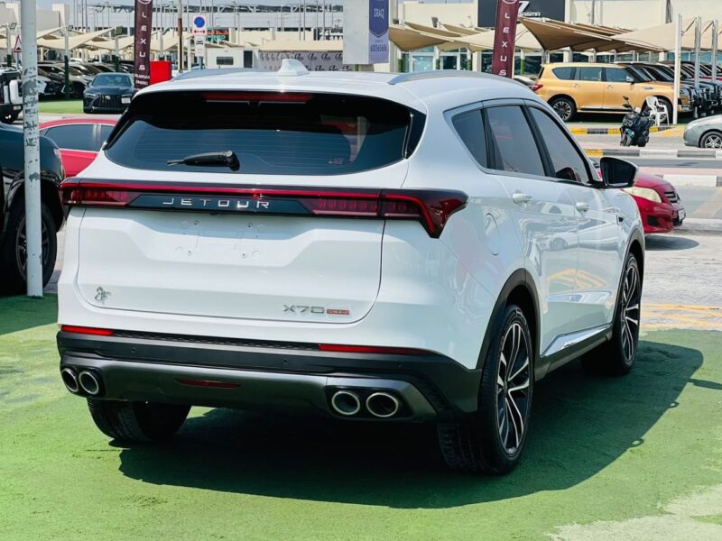 2025 Jetour X70 Plus 1.6L 4 Cylinders Petrol Engine White Red SUV GCC Specs Full Options