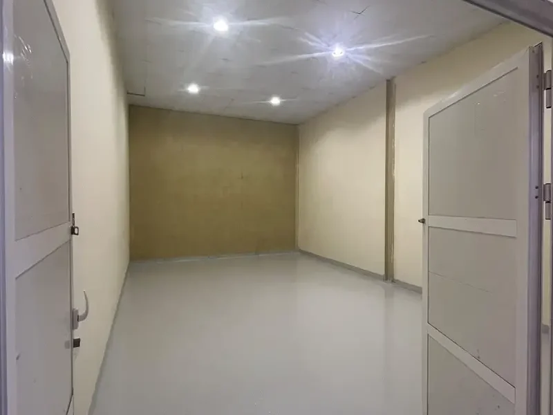 450 sqft Small Storage Warehouse Al Quoz On GROUND Floor