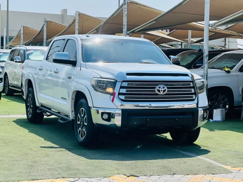 2015 Toyota Tundra STANDARD 5.7 Litres 8 Cylinders Petrol Engine White Red Pickup Truck