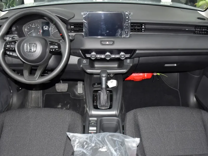 2025 Honda HR-V DX 1.5 Litres 4 Cylinders Petrol Engine Silver Black Crossover GCC Specs