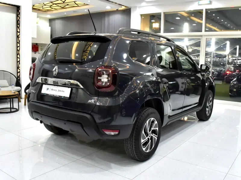 2025 Renault Duster Comfort 4 Cylinders Petrol Engine Grey Black SUV GCC Specs