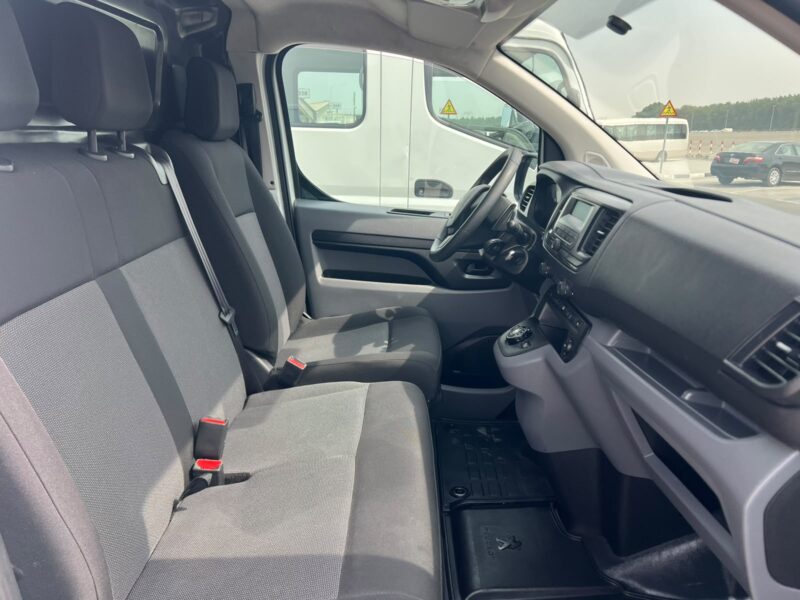 2023 Peugeot Expert Automatic 2.0 Litres 4 Cylinders Diesel Engine White Grey Van GCC