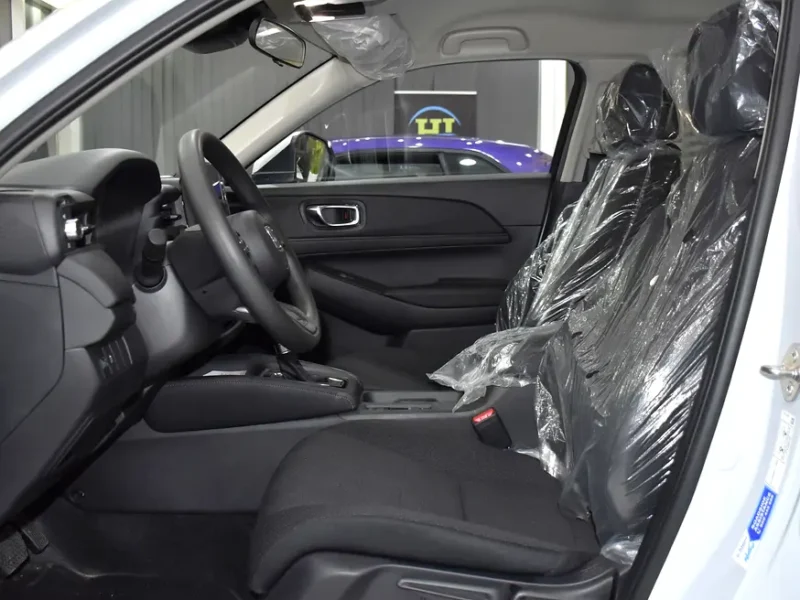 2025 Honda HR-V DX 1.5 Litres 4 Cylinders Petrol Engine Silver Black Crossover GCC Specs