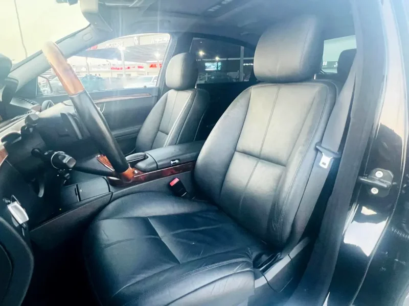 2009 Mercedes-Benz S-Class S 550 8 Cylinders Petrol Engine Black Sedan Japanese Specs