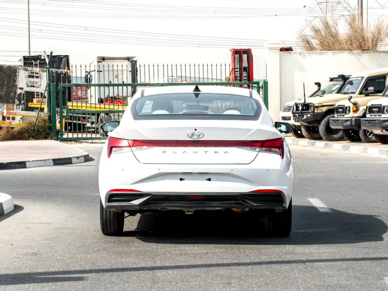 2023 Hyundai Elantra Smart 4 Cylinders Petrol Engine White Beige Sedan GCC Specs