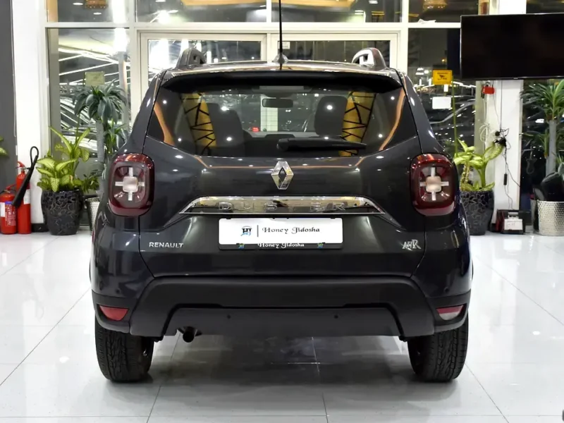 2025 Renault Duster Comfort 4 Cylinders Petrol Engine Grey Black SUV GCC Specs