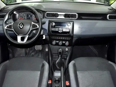 2025 Renault Duster Comfort 4 Cylinders Petrol Engine Grey Black SUV GCC Specs
