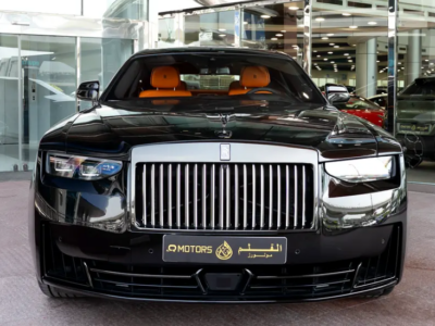 2026 Rolls-Royce Ghost Black Badge Twin-Turbocharged V12 Engine Black Orange Sedan GCC